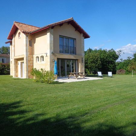 Вилла Grange La Bigarderie Блеи-э-Сент-Люс Экстерьер фото