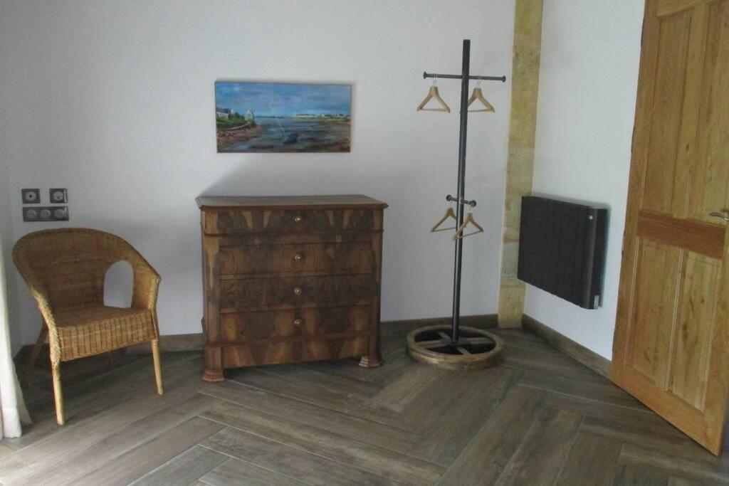 Вилла Grange La Bigarderie Блеи-э-Сент-Люс Экстерьер фото